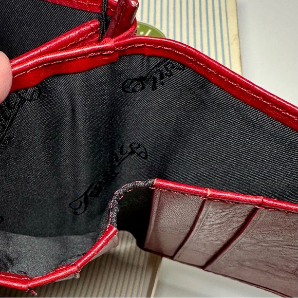 Fossil Red Leather Wallet New in Box - Picture 5 of 11